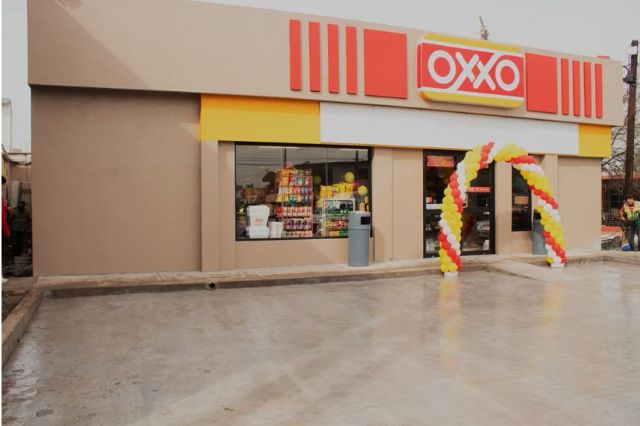 cemex_y_oxxo_establecen_alianza_con_estacionamientos_de_paviflex.jpg