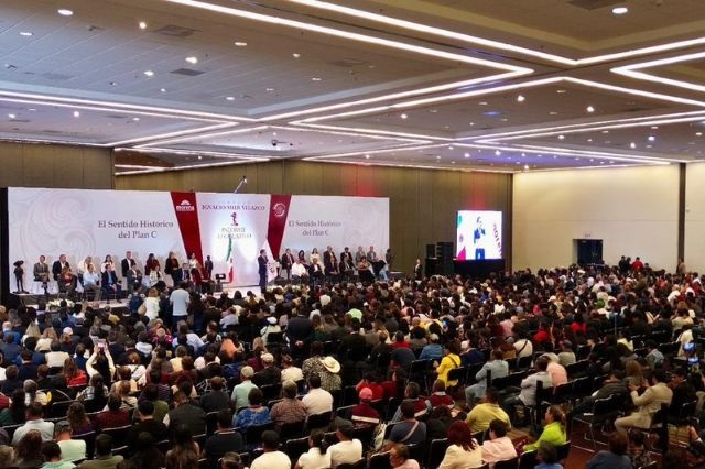Asistentes al primer informe del senador por Morena, Ignacio Mier