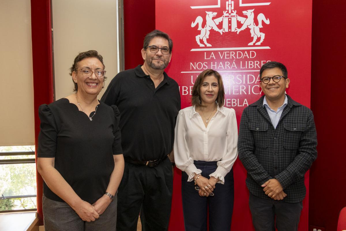 Académicos de Ibero Puebla