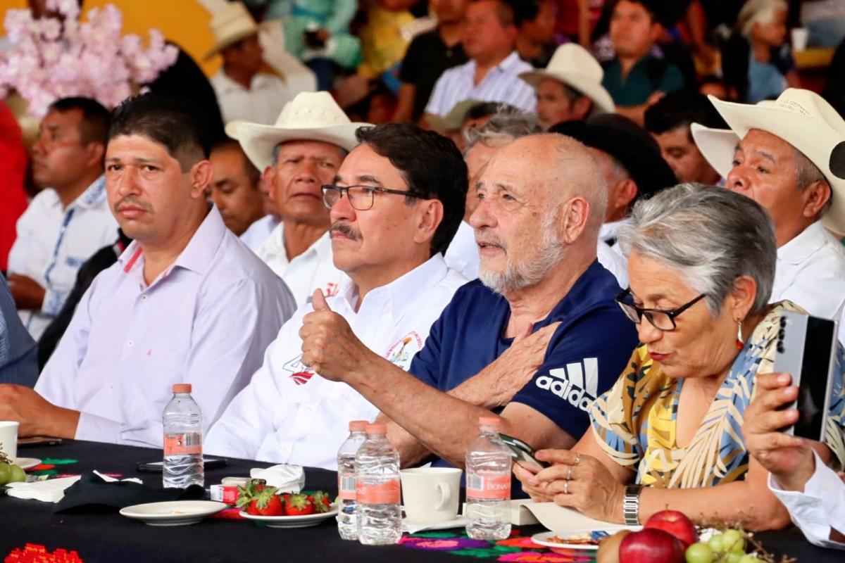 Celebración del 41 aniversario de Antorcha 
