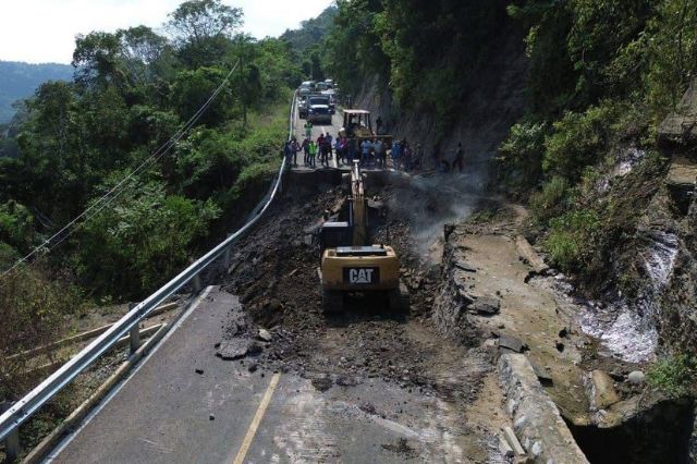 deslave_en_la_carretera_papaloctipan-tlaxco.jpg