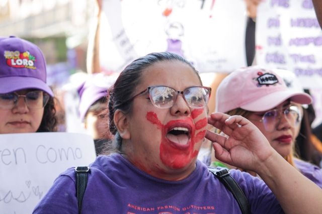 Marcha feminista del 8M en Puebla