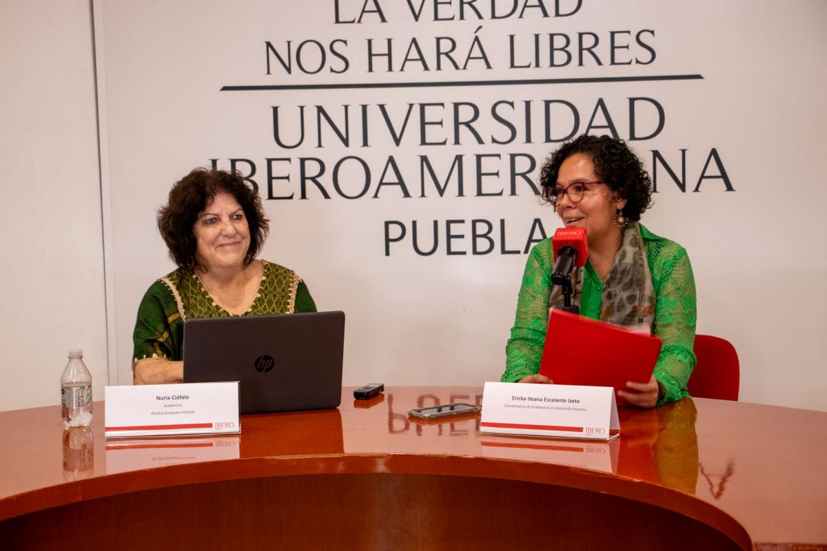 Cátedra Eduardo Almeida en Ibero Puebla 
