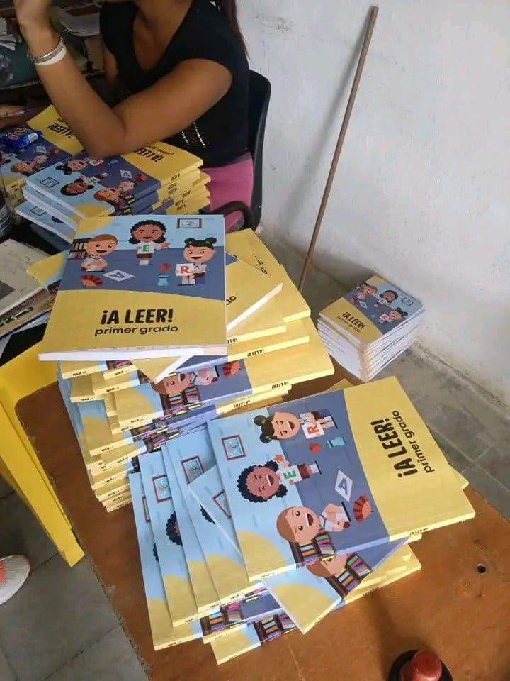 Sheinbaum financia 7 millones de libros cubanos: gasta $189 millones