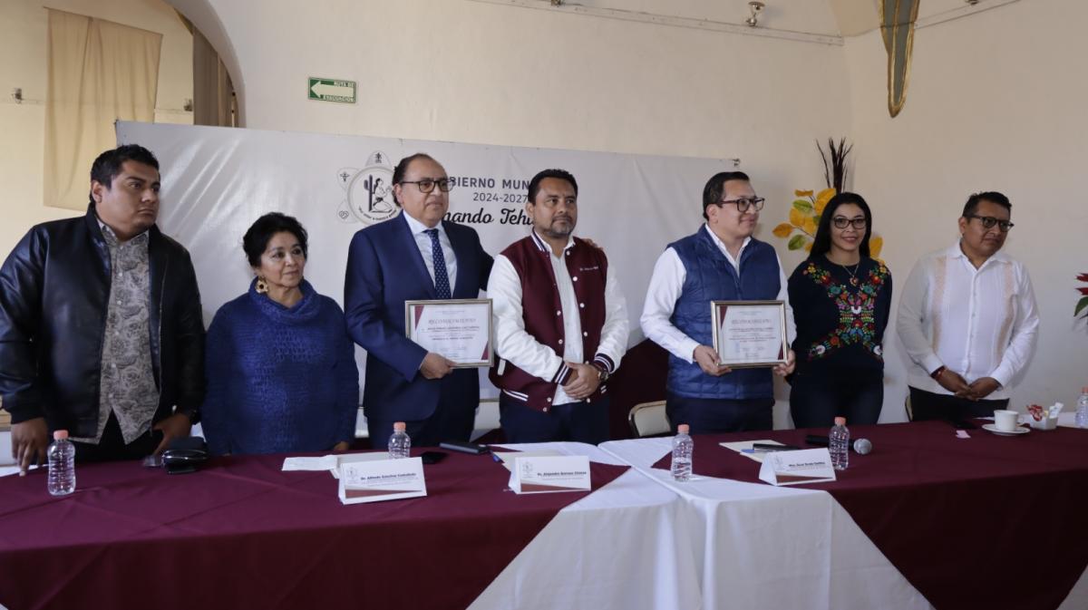 Fima convenio Tehuacán con UNAM