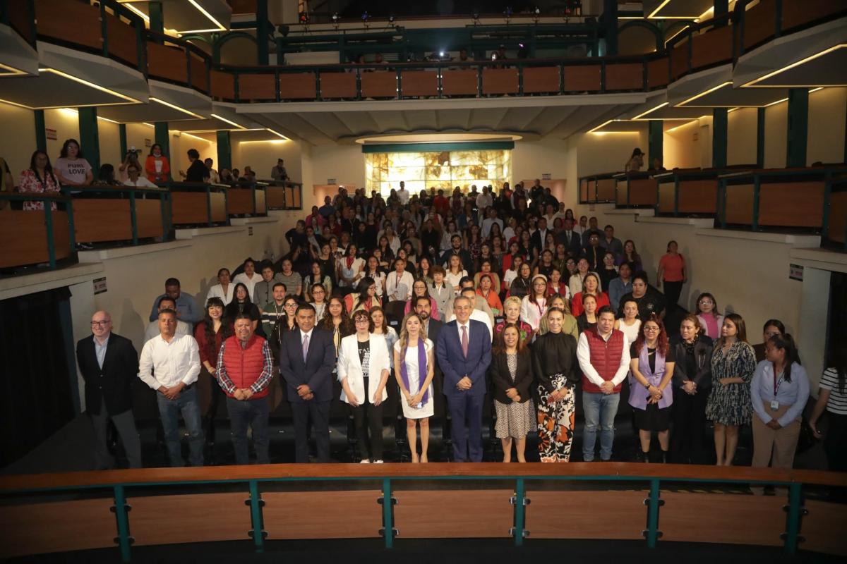 Conferencia “Mujeres Líderes” 