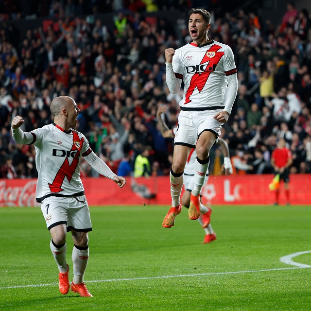 Satiago Comesaña festeja gol ante Real Madrid | Rayo Vallecano vs Real Madrid | LaLiga 2022