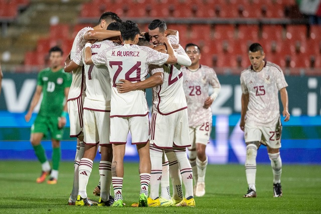 Selección Mexicana celebrando un gol | México vs Irak | Partidos amistosos internacionales