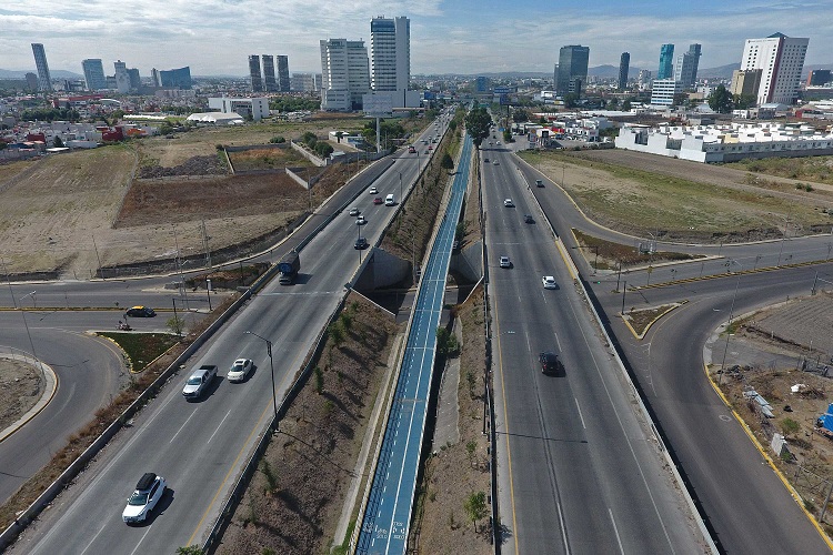 Ruta del transporte articulado en Periférico Ecológico de Puebla.