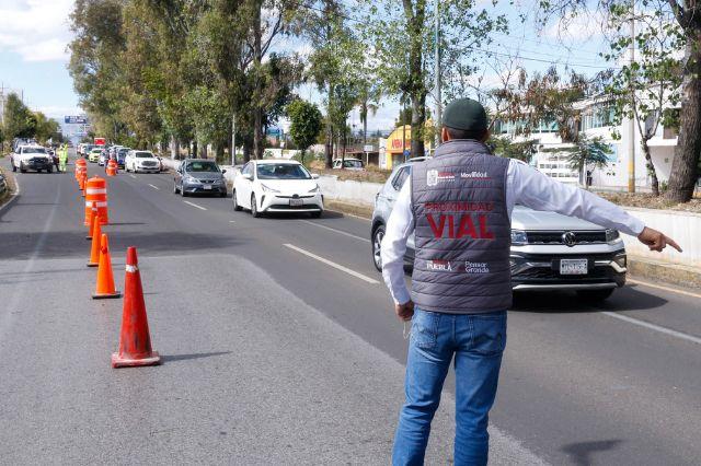 Agentes de proximidad vial en las calles de Puebla