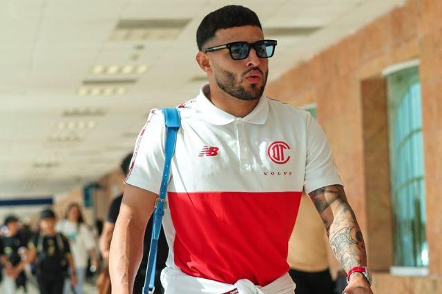 Alexis Vega lanza billetes y celebra el Bicampeonato de Toluca
