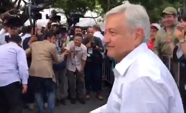 Foto / @lopezobrador_ 