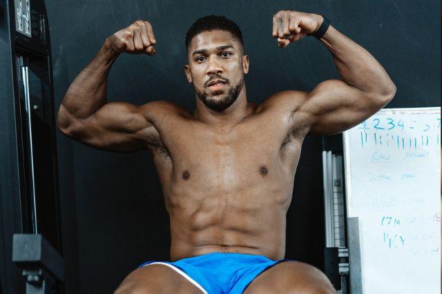 Anthony Joshua sigue hospitalizado tras accidente en Nigeria