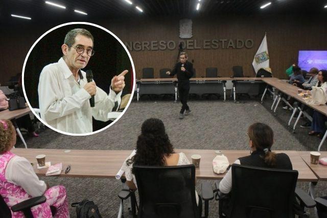 Marcel Arvea Damián en el Congreso de Puebla