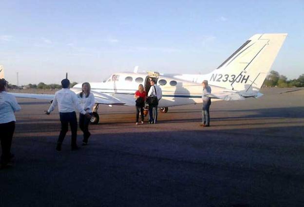 La candidata priísta a la Gubernatura de Sonora, Claudia Pavlovich, a su arribo a San Luis Río Colorado el 8 de abril./Foto:A.Reforma