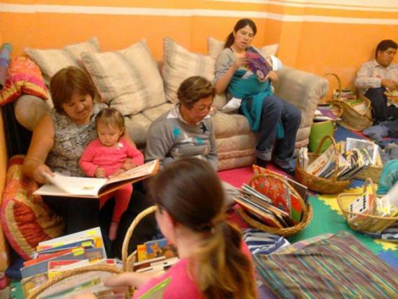 Leyendo en familia