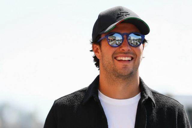 Checo Pérez abre 2026 con mensaje que anticipa su regreso a F1