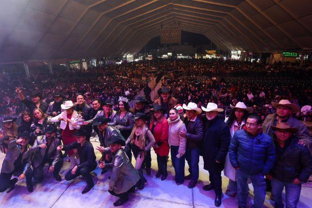 Confusión en Chignahuapan: anuncian a K-Paz y llega Grupo Capaz