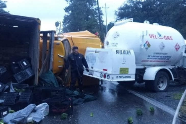 Carretera federal San Hipólito–Vía Xalapa.