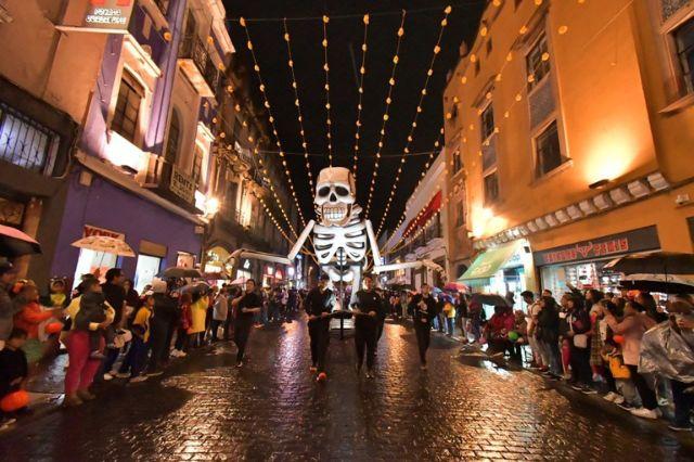 Conoce la ruta que seguirá el Desfile de Calaveras 2025 en Puebla