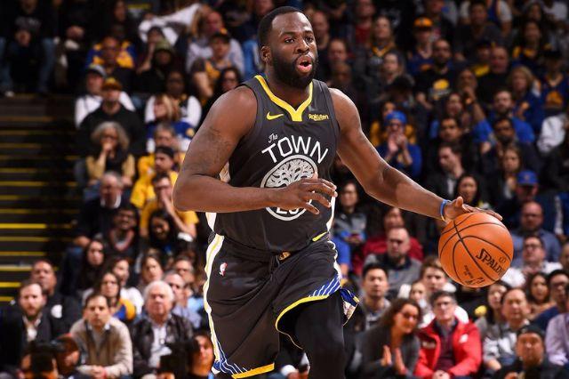 Draymond Green abandona juego tras discusión con Steve Kerr