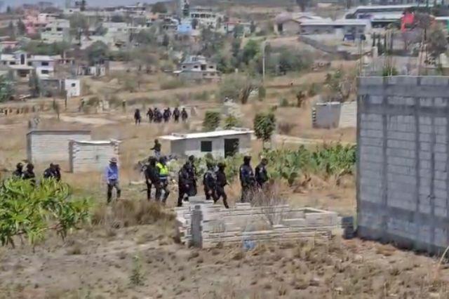 Desalojo en Santa Ana Acozautla 