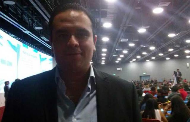 Moisés Medina de la empresa MNKMEX