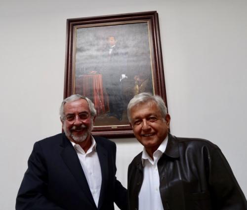 foto @lopezobrador_ 