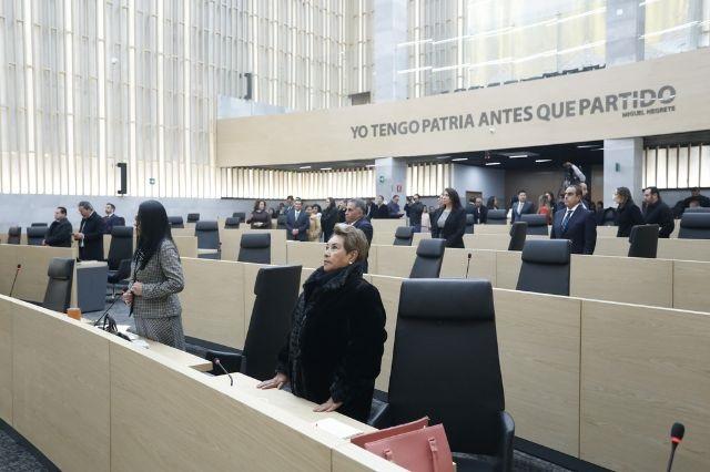 En la gráfica, diputados locales en sesión ordinaria del Congreso de Puebla