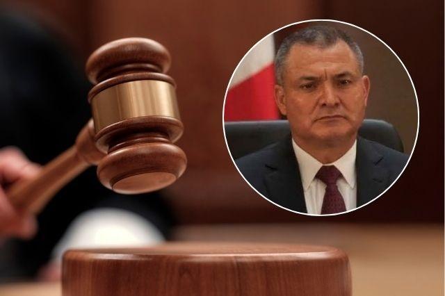En el círculo, Genaro García Luna, que apelará su condena