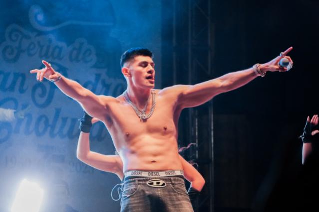 El Bogueto arrasa con 60 mil fans en la Gran Feria de Cholula