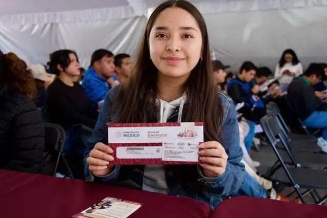 ¿Jóvenes Construyendo el Futuro dará aguinaldo en 2025?, aquí te decimos