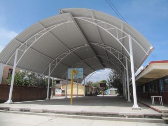 Localidad La Soledad Morelos, Huaquechula.- Techumbre en la Escuela Primaria “Vicente Guerrero”.