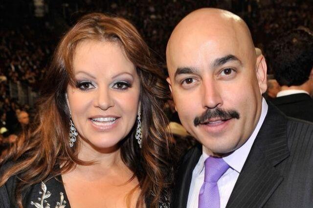 Lupillo Rivera revela que pidió ayuda al narco para buscar a Jenni Rivera