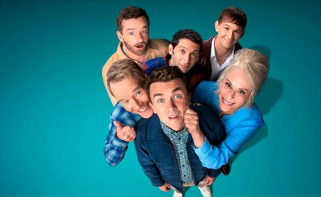 Malcolm el de en medio regresa y Frankie Muniz vendrá a México
