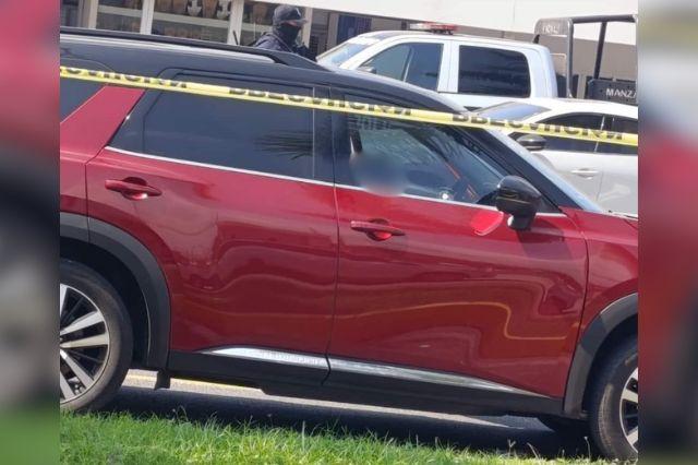 Asesinan a contraalmirante de la SEMAR al interior de su auto