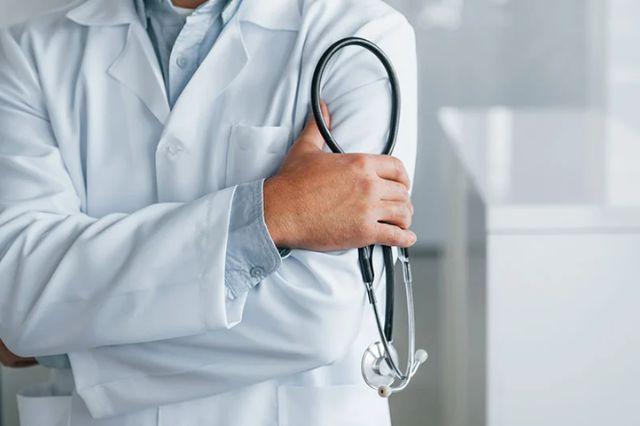 Falsos médicos