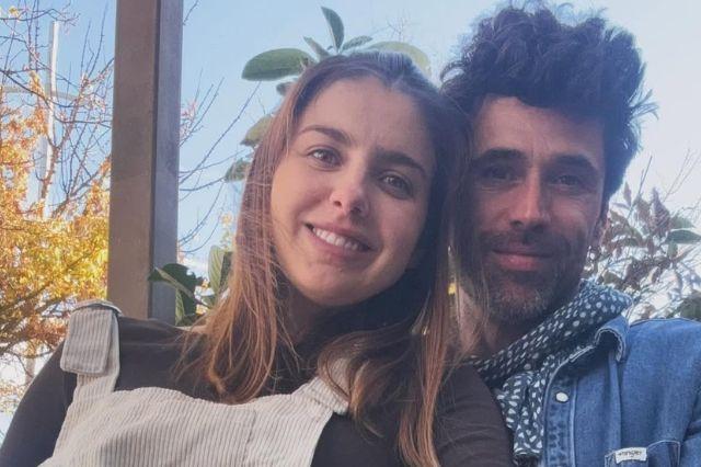 Michelle Renaud y Matías Novoa anuncian nacimiento de su bebé
