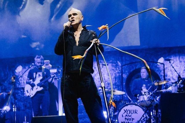Morrissey cancela sus conciertos en México por agotamiento extremo