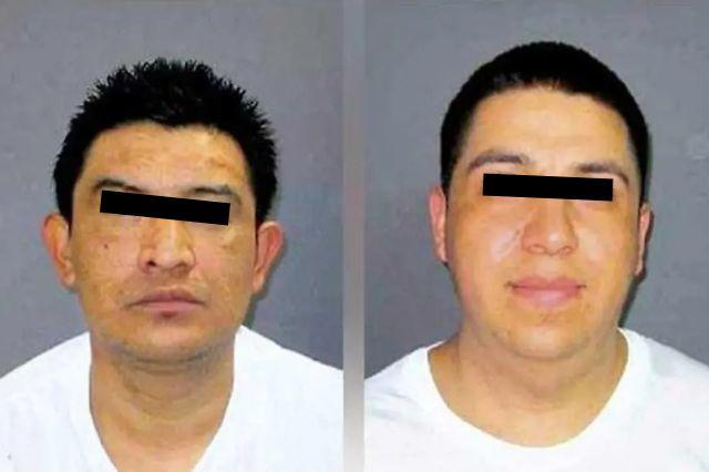 Imágenes de personas detenidas con playeras blancas 
