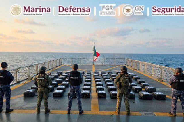 En operativo marítimo, aseguraron dos toneladas de droga frente a costas de Guerrero
