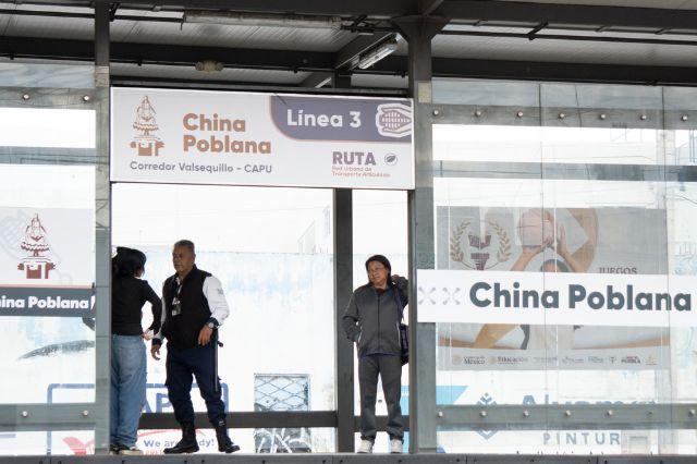 Paradero de la China Poblana del metrobús de Puebla
