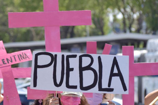 Cruces rosas en Puebla 