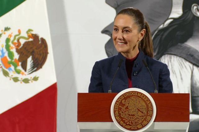 Claudia Sheinbaum durante la mañanera del Pueblo, desde Palacio Nacional