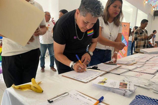 Pueblos originarios promueven inclusión en encuentro de diversidad sexual