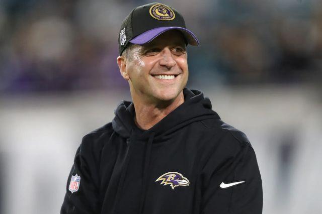 Ravens despiden a John Harbaugh tras 18 temporadas