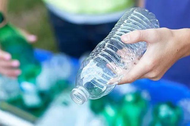 En la gráfica, pet que va a ser reciclado (foto ilustrativa)
