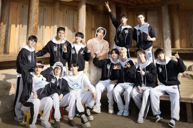 SEVENTEEN hace historia en Tiny Desk con un set íntimo y potente