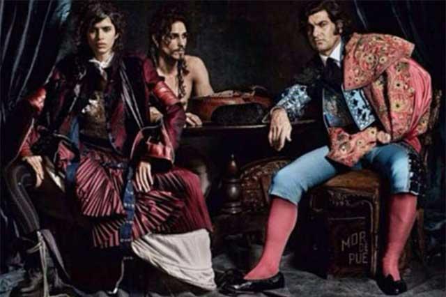 El torero José Antonio Morante de la Puebla, posa para la revista VOGUE en un estudio fotográfico muy velazquiano