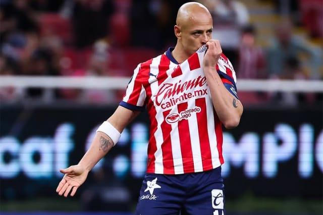 ¿Último Clásico de Chicharito, el futuro del delantero se tambalea